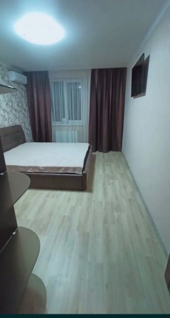 Сдам 3х комн квартиру р-н Одесская в новострое - фото 1