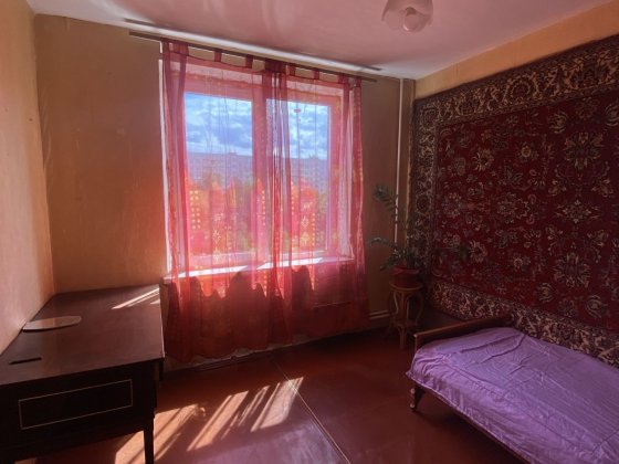Сдам 2-кв на Залютино.