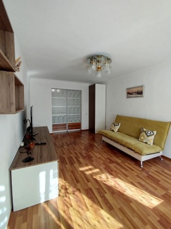 Сдам 2 комнатную квартиру в ЖК Розовый Фламинго - фото 1