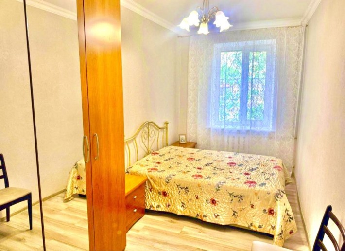 СДАМ 3 ком квартиру Французский БУЛЬВАР  БАЛКОН Ванная Мебель техника - фото 1