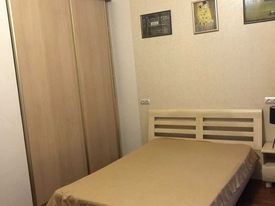 Оренда 2 кімнатної квартири + кухня студія площа Ринок Львів