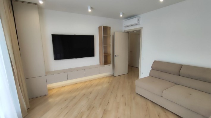 Оренда 3-к квартири заг площею 92 м² у новобудові, вул. Виговського + простора тераса . - фото 1