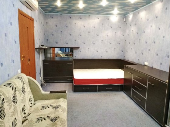 Реальная 1-ка на Ботаническом Саду, Саржин Яр, ул. Отакара Яроша 23 Харьков