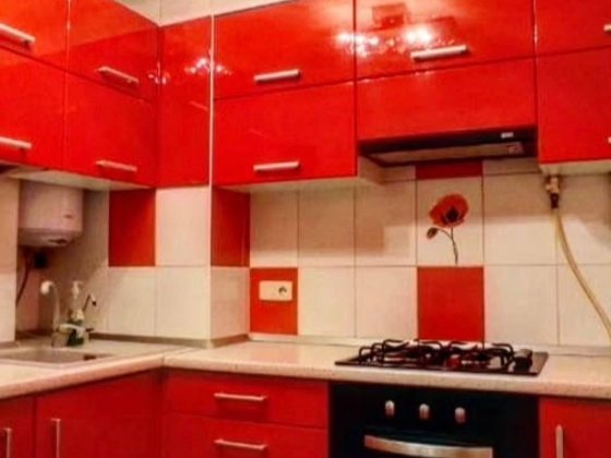 Сдам красивую 3 комнатную квартиру на Бочарова Добровольского