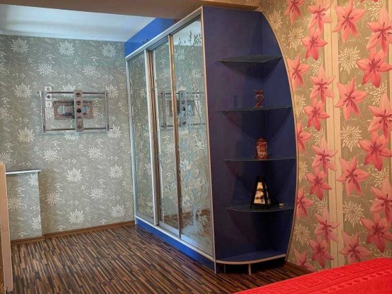 Новострой 4 к. квартира м. Дворец Спорта, Армейская. Автономное отопление. Харьков