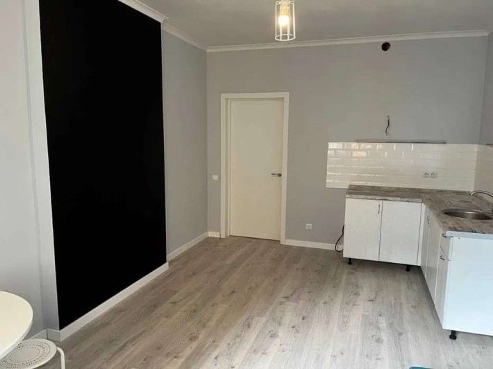 Продаж 1-к квартири вул. Юрія Кондратюка 3 - фото 1