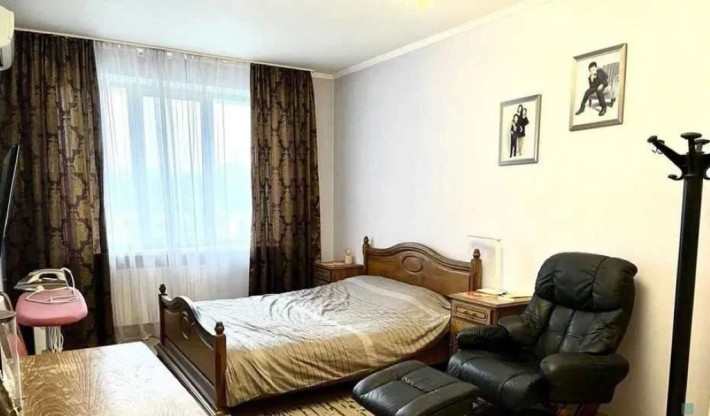 Продаж 3-к квартири вул.Старонаводницька 8б - фото 1