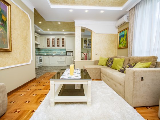 Продаж 3-к квартири вул.Солом'янська 20в Киев