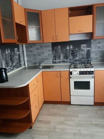 Метро Харківська довгострокова оренда кімнати 4000грн./міс. - фото 1