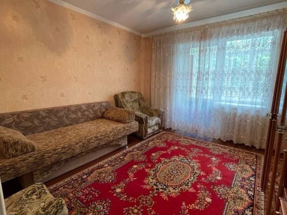 Оренда кімнати, у р-ні Льонокомбінату!