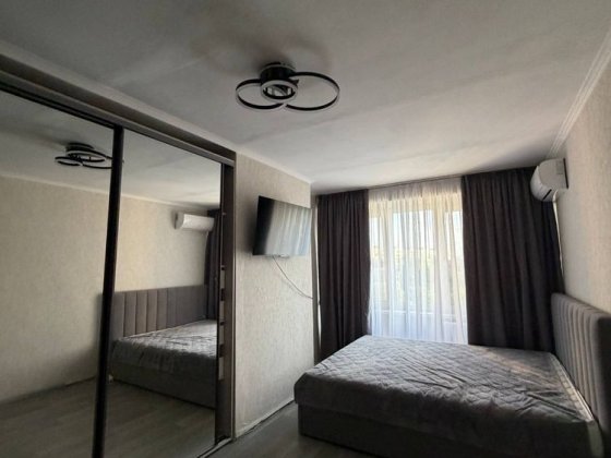 Кімната, миропільська 15б