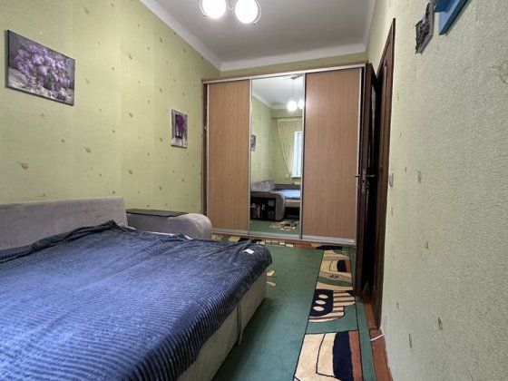 Здам окрему кімнату дівчині Рівне
