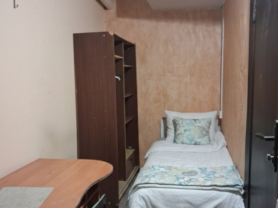 Здається кімната в гуртожитку по вул. Кирилівська