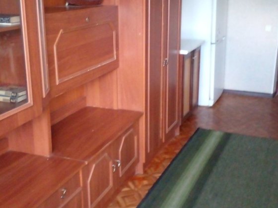 Здається кімната в гуртожитку біля Британської Сумы