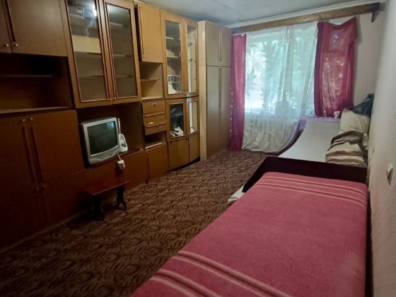 Здам ліжко-місце для проживання дівчини.Північний.й Рівне
