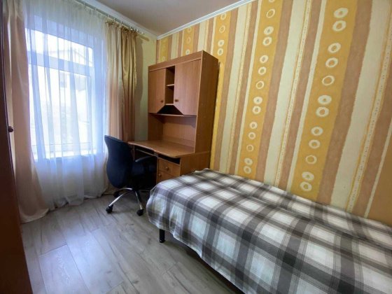 Науки, отдельная отличная комната без хозяйки, метро  Демеевская