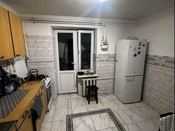 Здам кімнату для дівчини  р-н Черемошу Чернівці