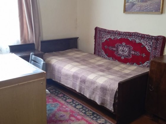Здам   кімнату , працюючому хлопцю