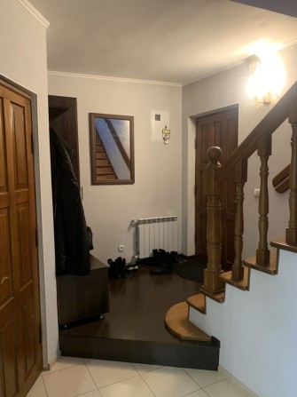Оренда кімнати в будинку район Печерський Дружби Народів, бульвар Міхновського, вул. Тиха, 17 - фото 1