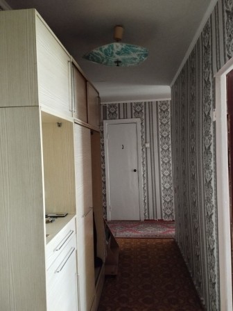 Здам в оренду дві кімнати або одну кімнату в трьох кімнатній квартирі в пристижному районі,центр. - фото 1