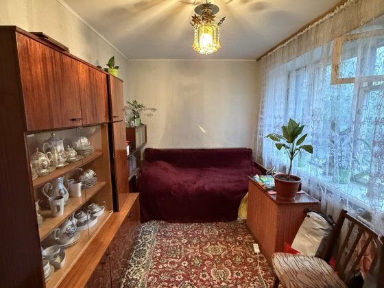 Оренда кімнати для дівчини будинок Офіцерів. Коцюбинського. Педагогічний університет. Олександра Дов