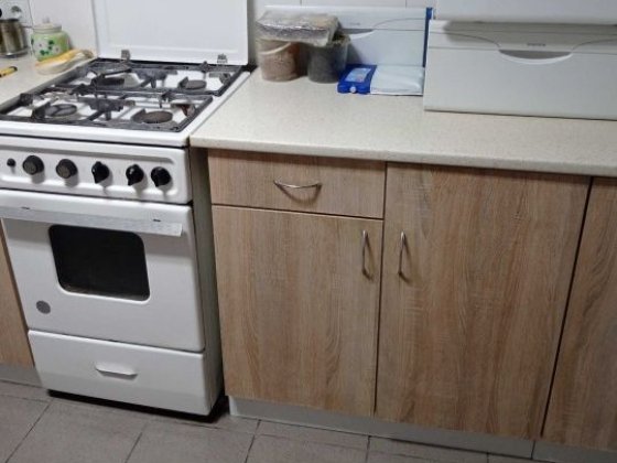 Дарницька пл, 1 дівч.від 23 р,ГуртожитокПразька, Чернігівська