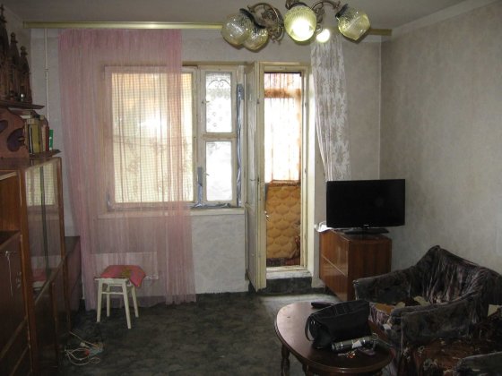 Метро КПИ, Старокиевская 9, аренда комнаты в двухкомнатной.