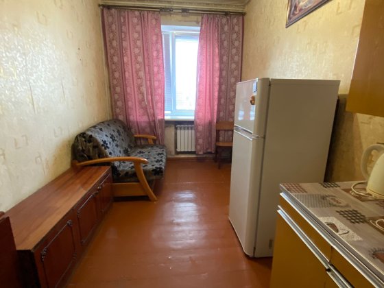 Комната в общежитии ХТЗ, 1500грн.