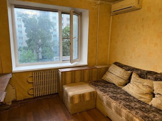 Сдам кімнату у гуртожитку біля метро Академіка Павлова 4000 + тільки електроенергія.Гвардійців Широн Харків