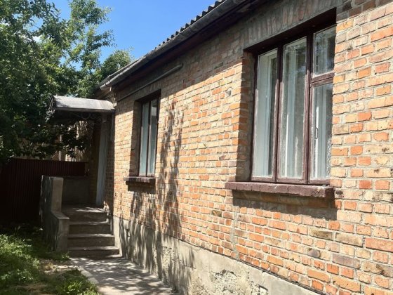 Здам будинок в затишному районі для порядної сімʼї Здолбунів