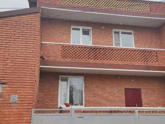 Сдам дом с гаражом подвалом Славянск