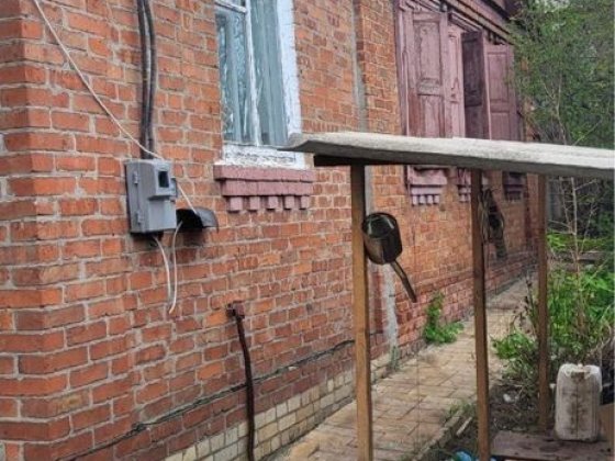 Сдается жилой  дом на жд  вокзале Славянск