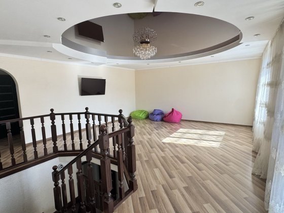 Будинок для сім’ї в оренду | Вовчинець | 180 м²