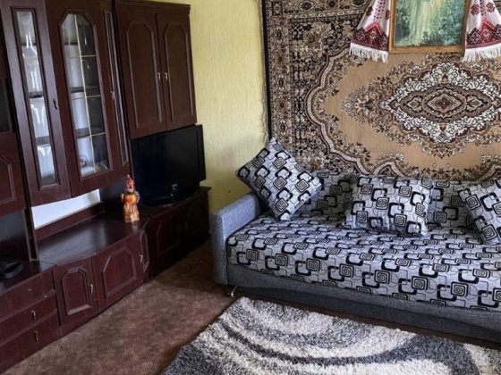 Здам будинок в центрі села Косів