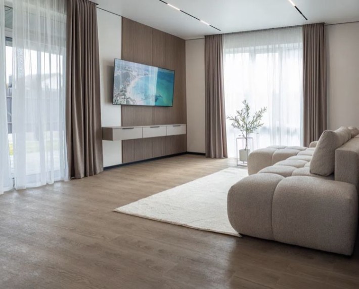Аренда дома 150 м2, 4 спальни, газ, инвертор. Закрытый КГ, Крюковщина - фото 1