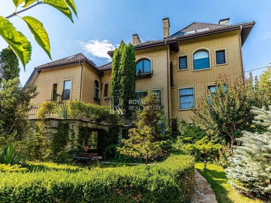 Оренда будинку 950 м2 40 сот Козин КМ "Срібна затока" Басейн з власним виходом на воду Козин