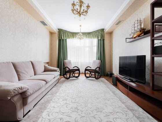 ID 559. Без %. Добротний будинок в КМ Золоче, Вишеньки. Є генератор. Вишеньки