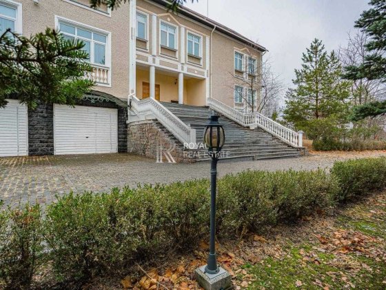 Оренда Будинок 1500 м²  1.25 Га Козин Басейн і сауна Камінний зал Більярдний зал з каміном  Кабінет Козин