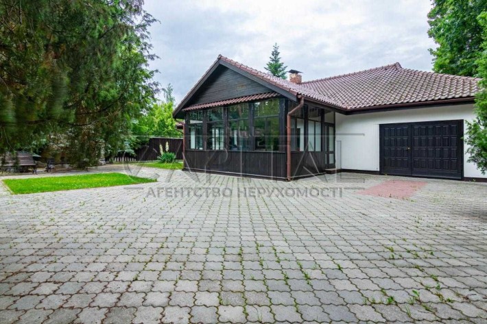 Оренда будинку 240 м2 в Козині  Генератор, лазня, охорона, 12 соток - фото 1