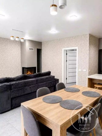 Оренда сучасного таунхаусу в КМ Forest Park Club Resort, Брюховичі - фото 1