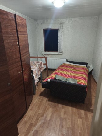 Сдам часть дома. Комната кухня санузел совмещён. Авангард - фото 1