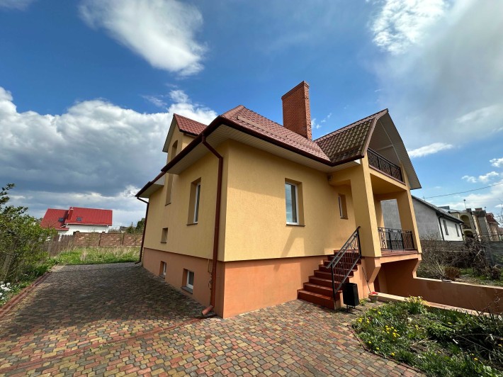 Оренда будинку в с. Вересневе (поблизу м. Рівне) - фото 1