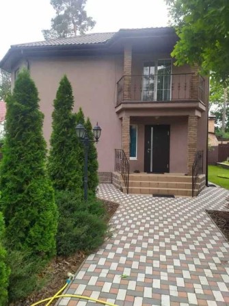 Сдам в аренду дом в Лесной Буче.Паркоместа,газон,сад - фото 1