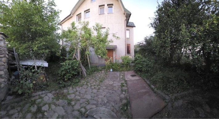 Оренда   3 пововерхового будинку. 7 кімнат, кухня - фото 1