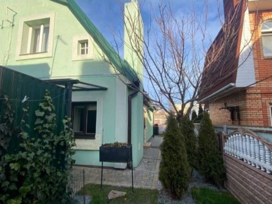 Здам будинок район Екватора Ровно