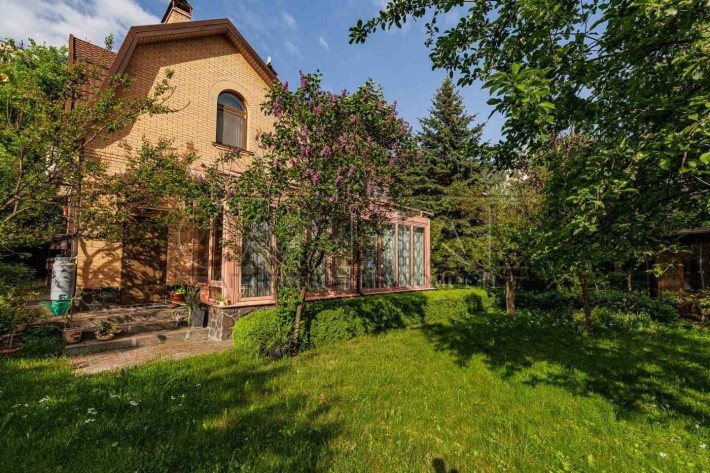 Терміново!!! Оренда Будинок, Шевченківський район, вул. Ризька, 307 м2 - фото 1