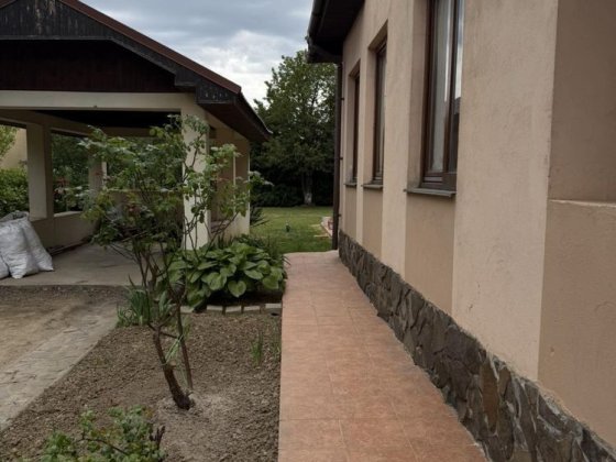 Оренда чудового будинку в центральній частині Ужгород