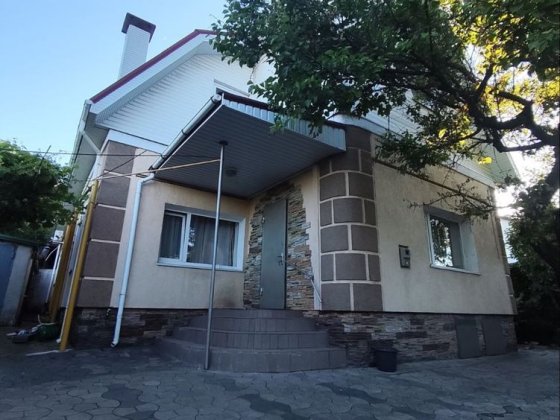 Сдам будинок в центрі міста Днепр
