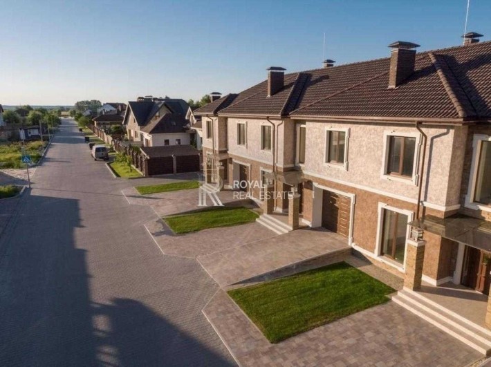 Оренда таунхауса Київ Осокорки КМ «Блакитна Лагуна» 215 м² 3 спальні ділянка 5,5 сотки пляж охорона  - фото 1