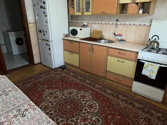Здається будинок у Варварівці 2 поверхи, 3 кімнати,свердловина,автономне газове опалення 1 зупинка в Миколаїв